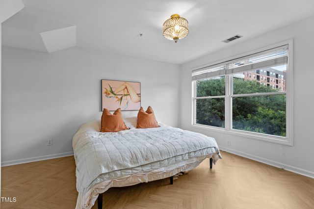 320 W Martin Street 205, Raleigh, NC 27601