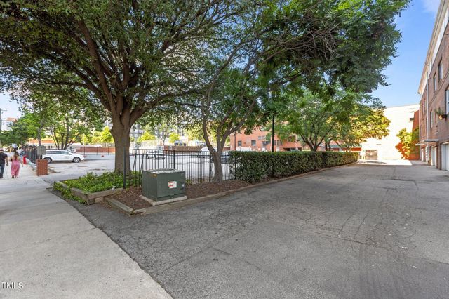 320 W Martin Street 205, Raleigh, NC 27601