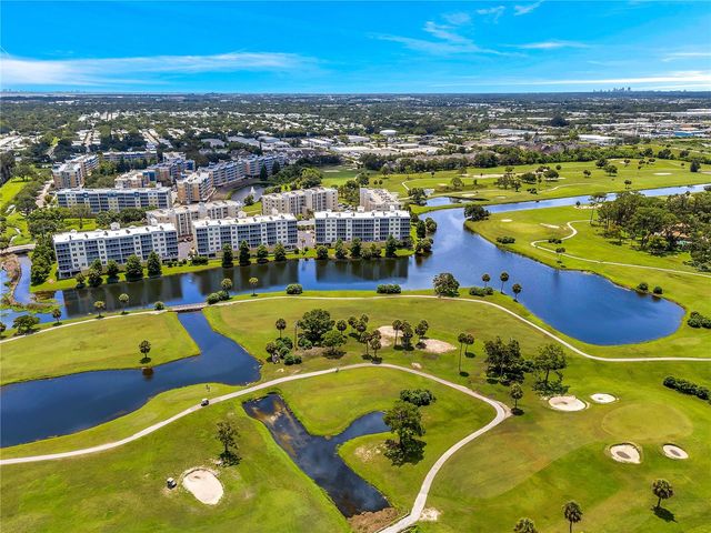 1200 COUNTRY CLUB DRIVE 2106, Largo, FL 33771
