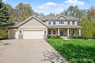 3726 Atwater Hills Court Ne, Grand Rapids Twp, MI 49525