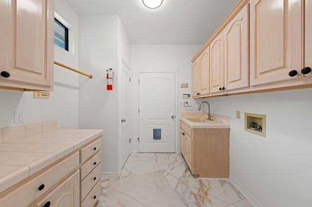 315 Lakewood Dr, Kerrville, TX 78028