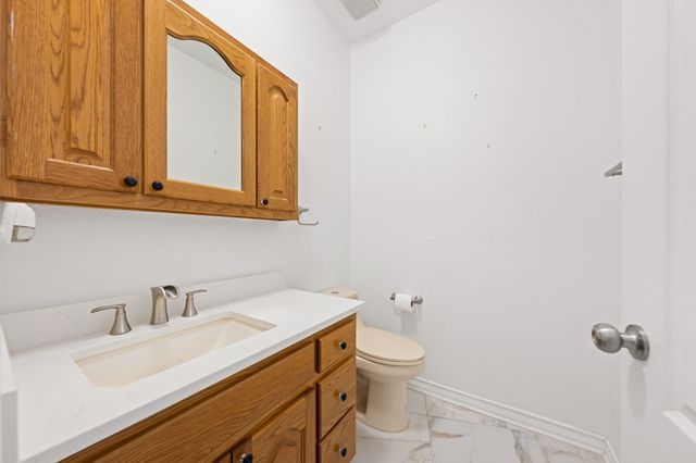 315 Lakewood Dr, Kerrville, TX 78028