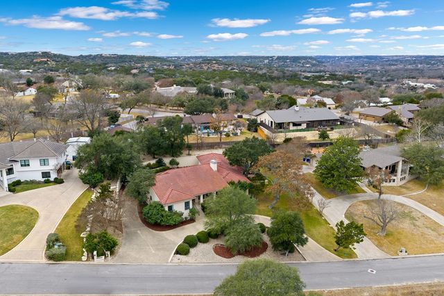 315 Lakewood Dr, Kerrville, TX 78028