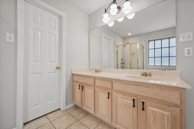 5605 Lasso Road, Arlington, TX 76017