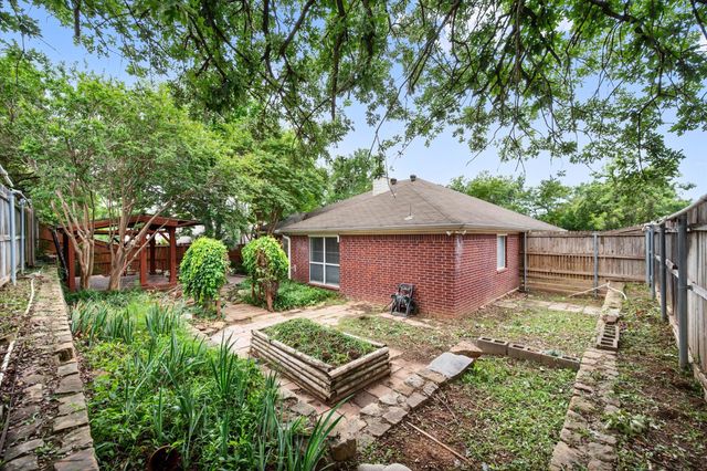 5605 Lasso Road, Arlington, TX 76017