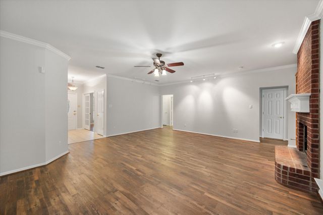 5605 Lasso Road, Arlington, TX 76017