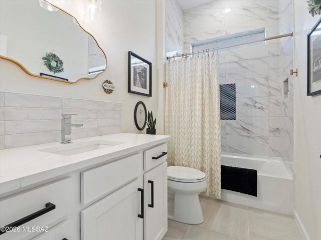 13275 N Stonecrop Lane, Oro Valley, AZ 85755