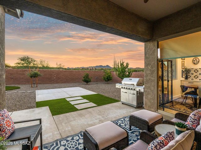 13275 N Stonecrop Lane, Oro Valley, AZ 85755