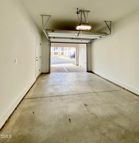 629 N Queen Street, Durham, NC 27701