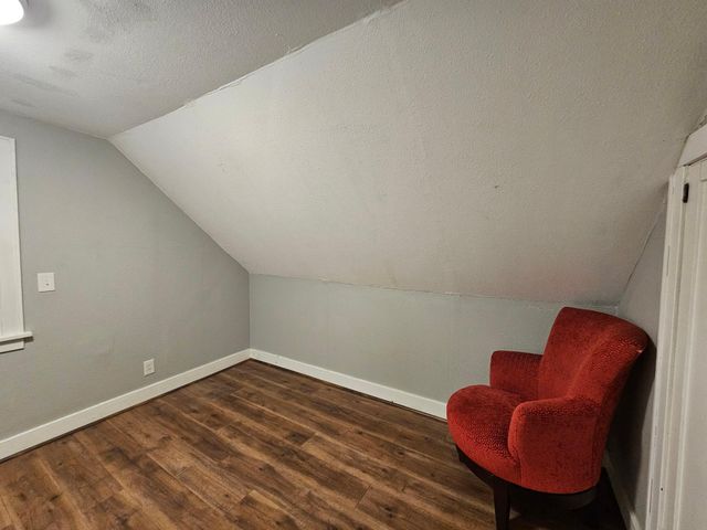 109 Charlotte Avenue, Albert Lea, MN 56007