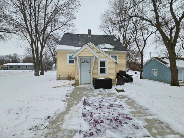 109 Charlotte Avenue, Albert Lea, MN 56007