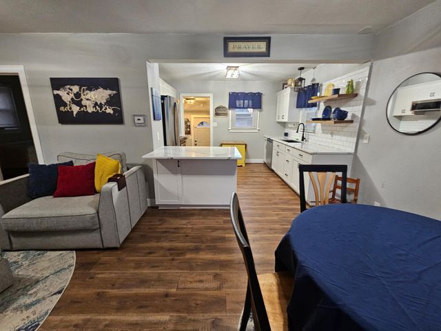 109 Charlotte Avenue, Albert Lea, MN 56007