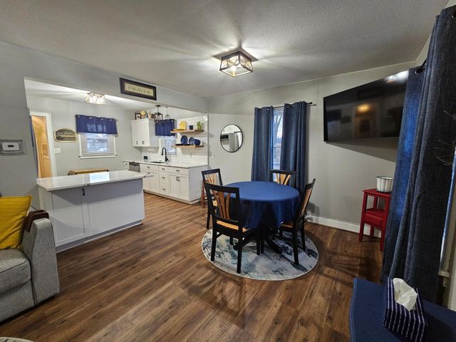 109 Charlotte Avenue, Albert Lea, MN 56007