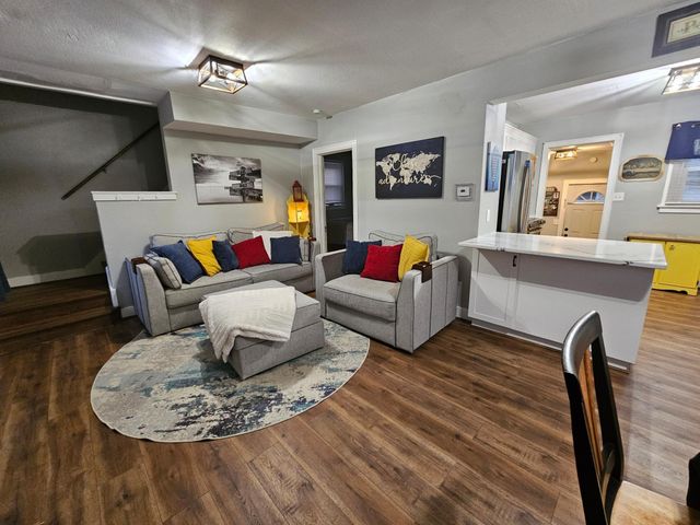 109 Charlotte Avenue, Albert Lea, MN 56007