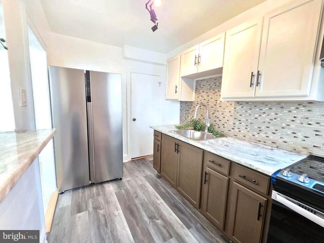 1108 E STAFFORD ST, Philadelphia, PA 19138