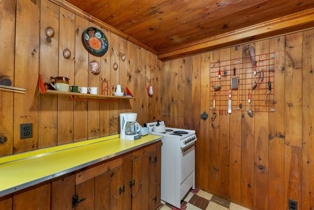 72 South Shore Road, New Durham, NH 03855