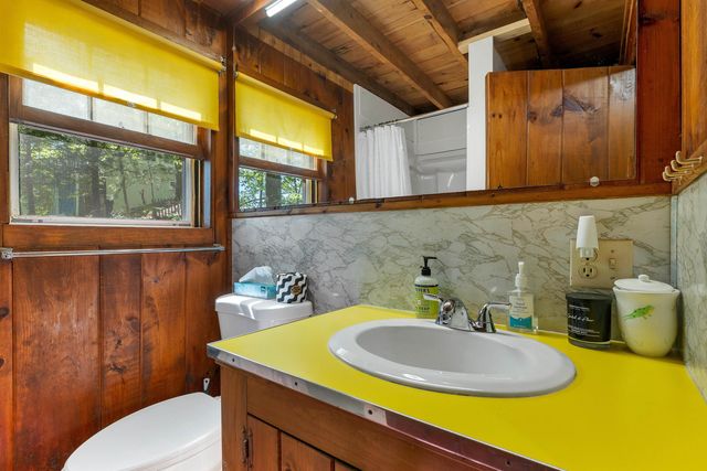 72 South Shore Road, New Durham, NH 03855