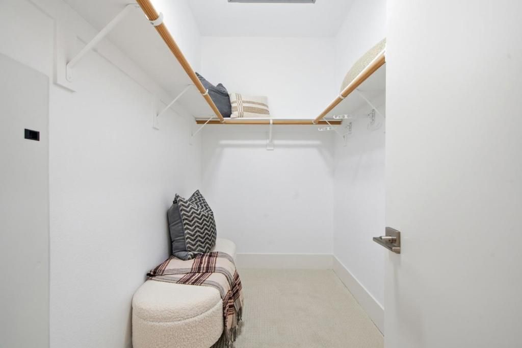 Image 13 of property listing at 820 Altaire Walk, Palo Alto, CA 94303