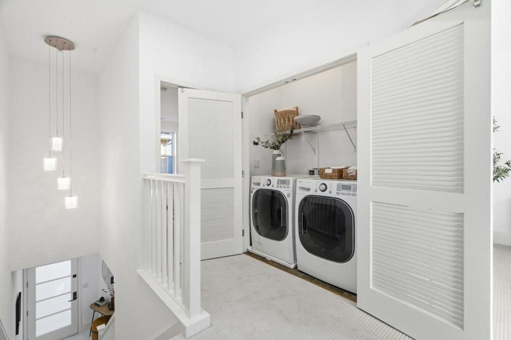 Image 21 of property listing at 820 Altaire Walk, Palo Alto, CA 94303