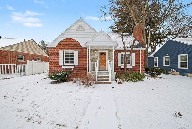 1662 Glendale Avenue, Saginaw Twp, MI 48638