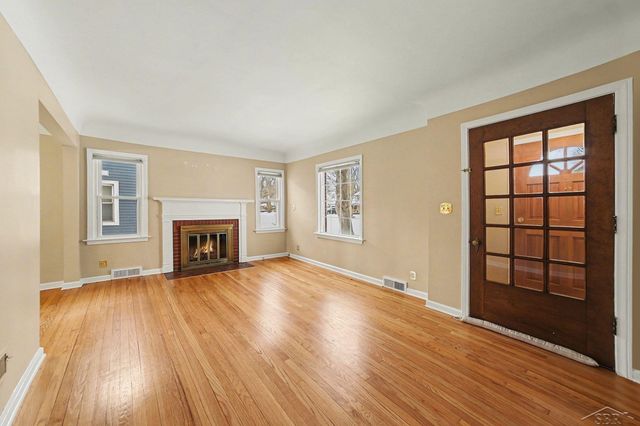 1662 Glendale Avenue, Saginaw Twp, MI 48638