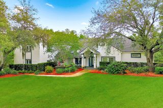 877 CYPRESS LAKEVIEW COURT, Tarpon Springs, FL 34688