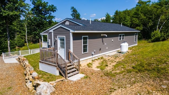 54 Deacons Lane, Troy, NH 03465