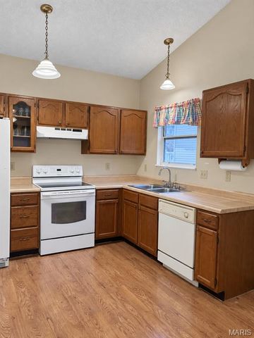916 Mill Creek Drive, Imperial, MO 63052