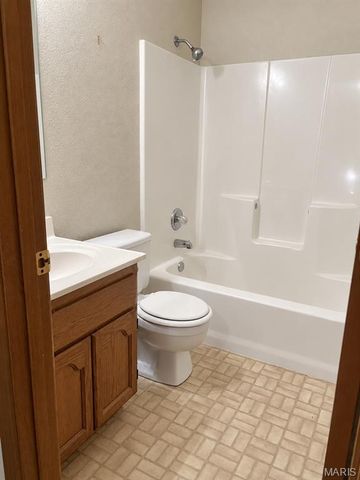 916 Mill Creek Drive, Imperial, MO 63052