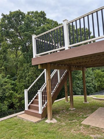 916 Mill Creek Drive, Imperial, MO 63052
