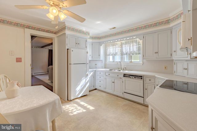 35 MAPLE AVE, Villas, NJ 08251