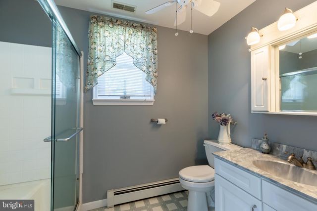 35 MAPLE AVE, Villas, NJ 08251