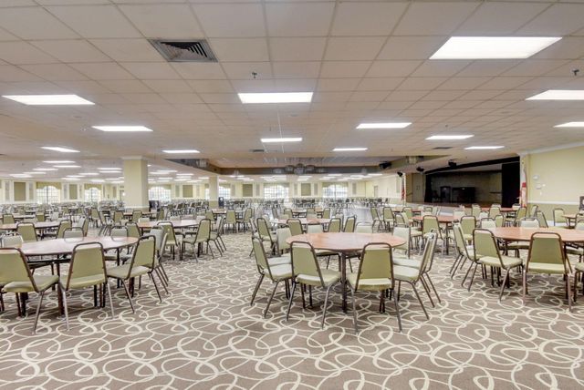 1090 Guildford E 1090, Boca Raton, FL 33434