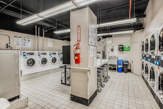 303 W 66th St Apt 9DE, New York City, NY 10023