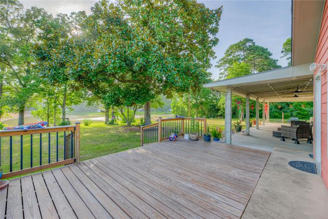 135 Sweetgum Street, Trinity, TX 75862