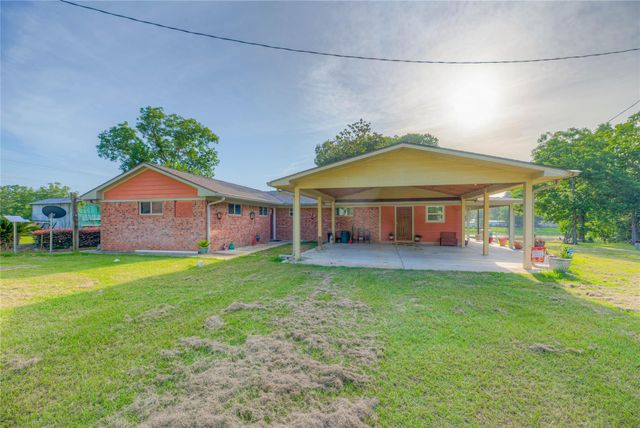 135 Sweetgum Street, Trinity, TX 75862
