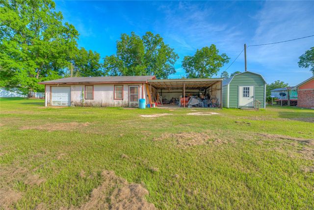 135 Sweetgum Street, Trinity, TX 75862