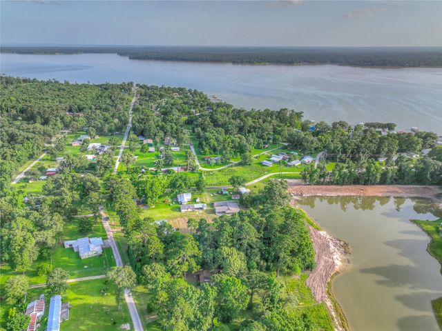 135 Sweetgum Street, Trinity, TX 75862