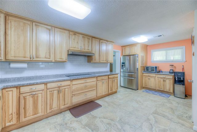 135 Sweetgum Street, Trinity, TX 75862