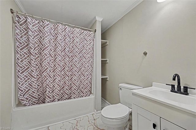2908 Littlebrook Road, Seagrove, NC 27341