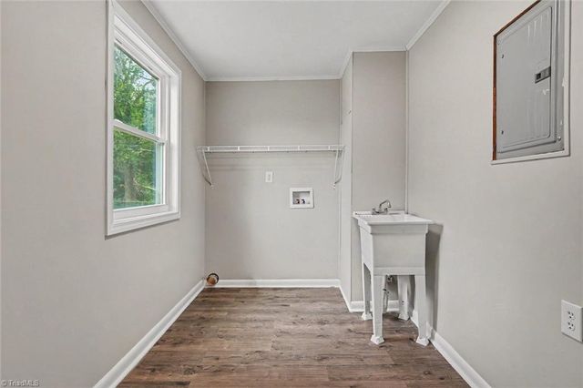 2908 Littlebrook Road, Seagrove, NC 27341