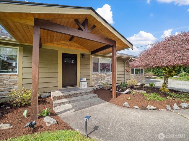 41423 270th Avenue SE, Enumclaw, WA 98022