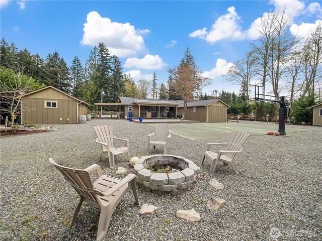 41423 270th Avenue SE, Enumclaw, WA 98022