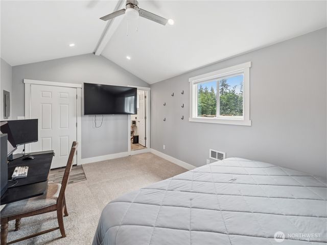 41423 270th Avenue SE, Enumclaw, WA 98022