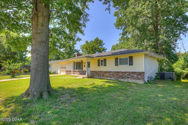 2810 Delaware Avenue, Joplin, MO 64804