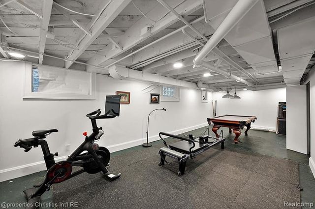 972 Ann Street, Birmingham, MI 48009