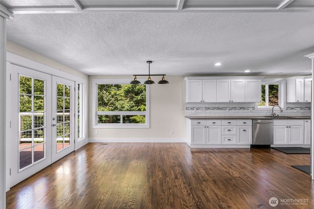 14055 Madrona Drive, Anacortes, WA 98221