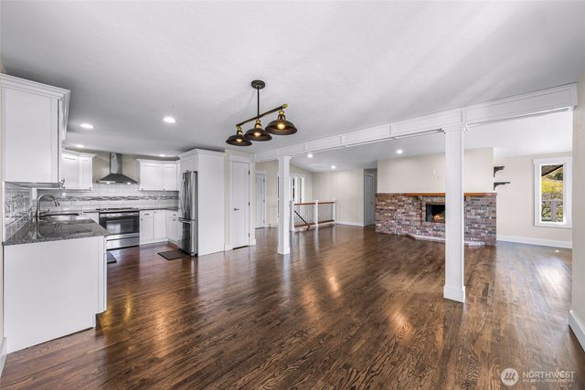 14055 Madrona Drive, Anacortes, WA 98221