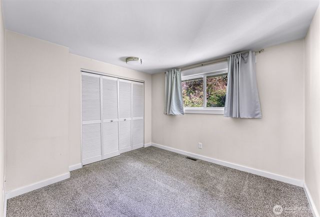 14055 Madrona Drive, Anacortes, WA 98221