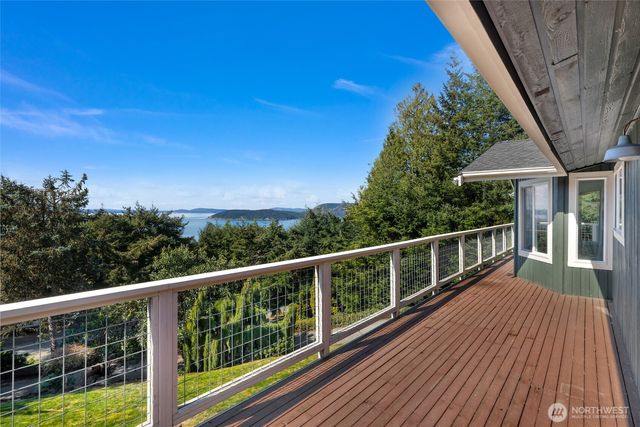 14055 Madrona Drive, Anacortes, WA 98221